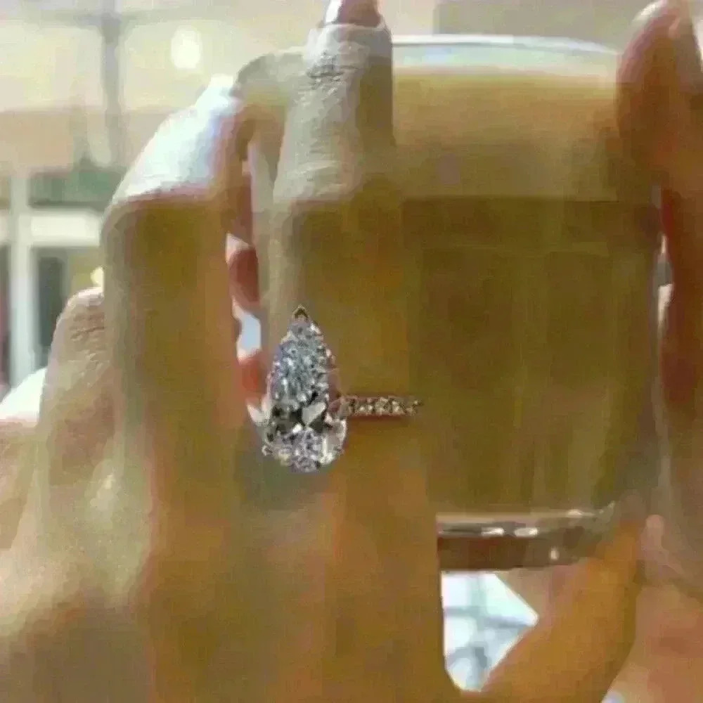 New Silver Pear Cut Ring 💍 - Picture 2 of 3
